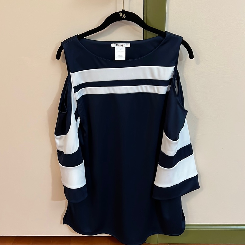 Women’s Blouse & Pant
